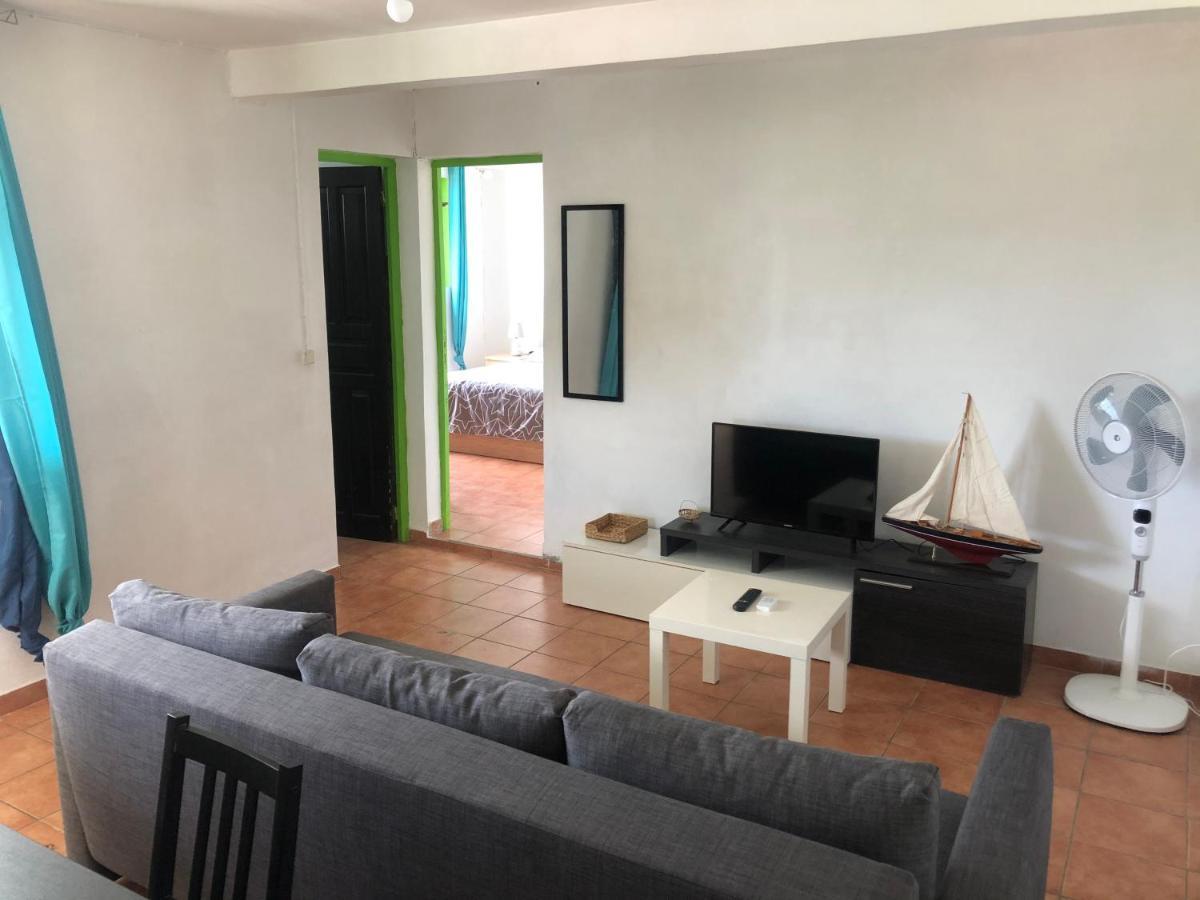 Terre De Bas :L'Ile Merveilleuse מראה חיצוני תמונה